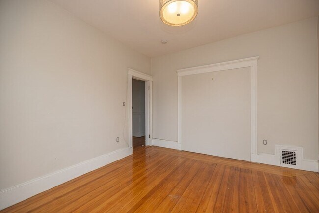 Building Photo - 339 Allston St