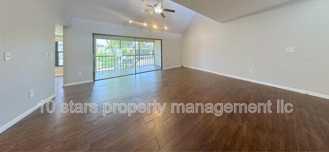 Foto del edificio - 5171 Puritan Cir