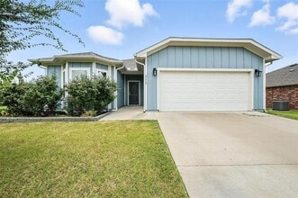 Building Photo - 3113 Sweetwater Way
