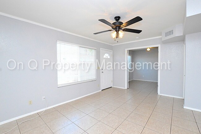 Building Photo - 2301 E University Dr