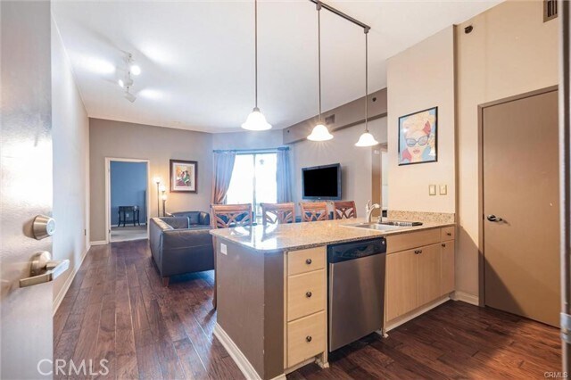 Foto principal - 388 E Ocean Blvd