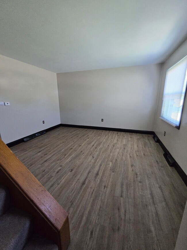 Foto del edificio - 1403 E 38th St