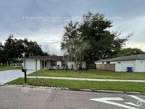 Building Photo - 3816 Southview Dr