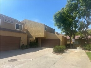 Building Photo - 4781 Logana Plaza