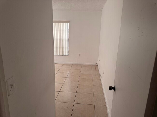 Foto del edificio - 13870 SW 62nd St