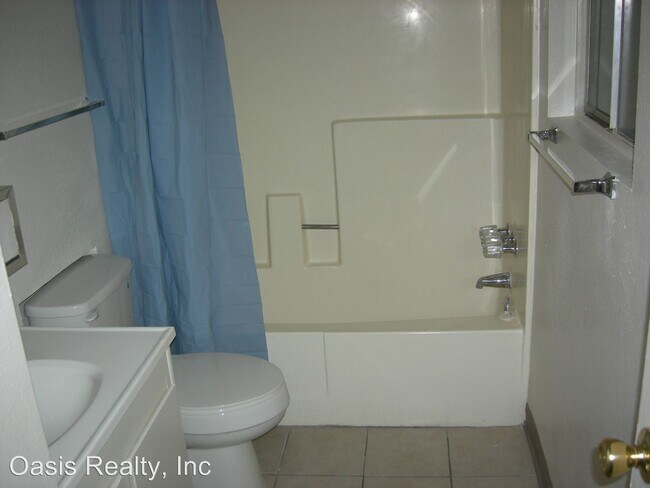 Building Photo - 4 br, 2 bath House - 3369 Queen St.