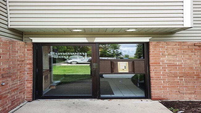 Foto del edificio - 3900 Bayside Dr