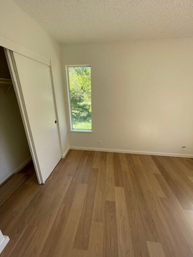 Foto del edificio - Conveniently located in Downtown Atascadero