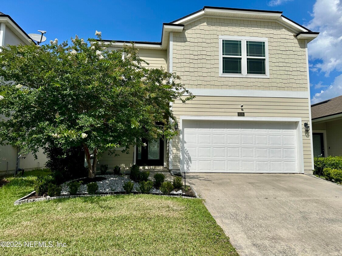 Foto principal - 8135 Cape Fox Dr