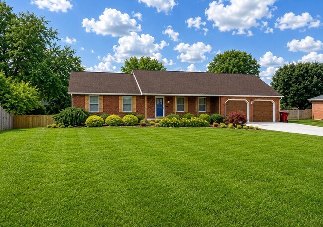 Foto del edificio - 3 bedroom one- level beauty in North Johnson City!