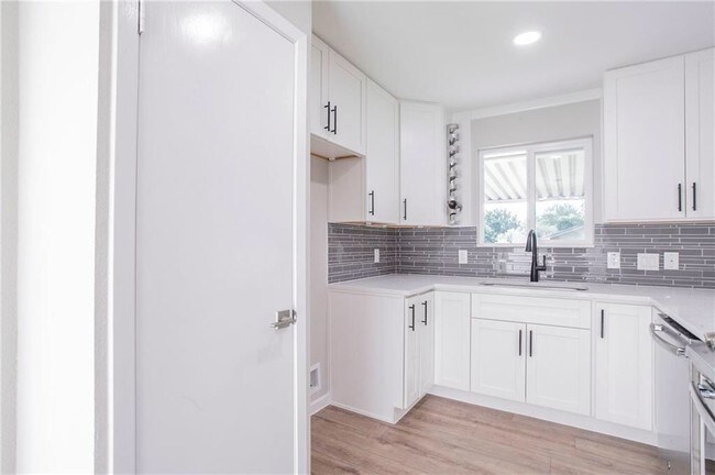 Foto del edificio - 12519 Limerick Ave