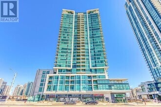 Building Photo - 3985-3985 Grand Park Dr