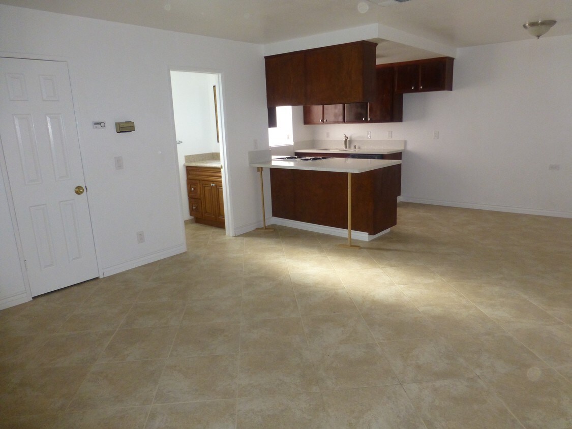 13648 Earlham Dr, Whittier, CA 90602 Apartments in Whittier, CA