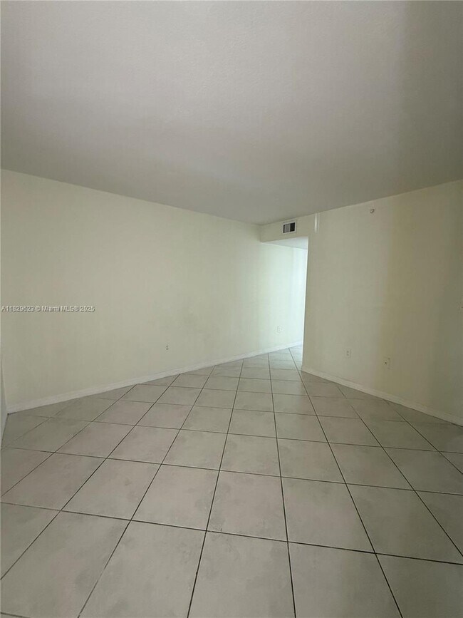 Building Photo - 12605 SW 91st St