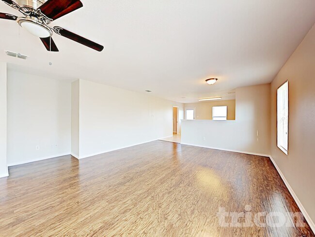 Building Photo - 2513 Thousand Oaks Dr