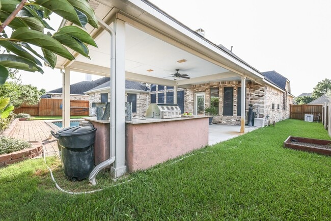 Building Photo - 2814 Keagan Falls Dr