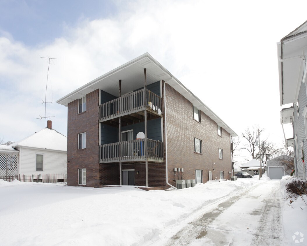 Primary Photo - 821 A St