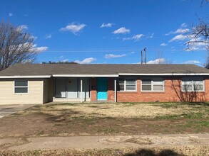 Building Photo - 4204 44th St