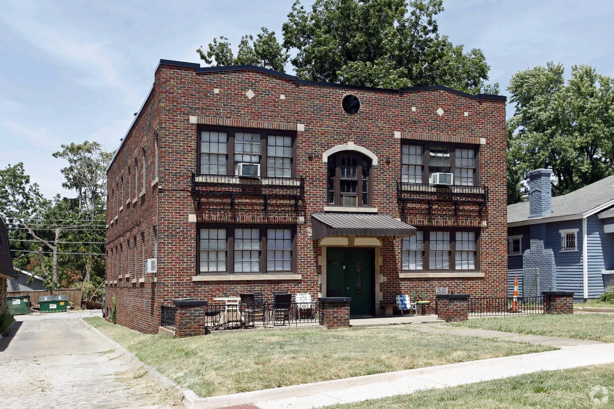 Primary Photo - Jefferson Park 8-Plex