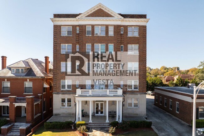 Interior Photo - The Terrace