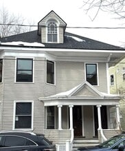 Building Photo - 130 Neal St