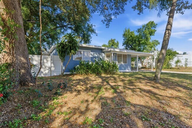 Building Photo - 5481 47th Ave N