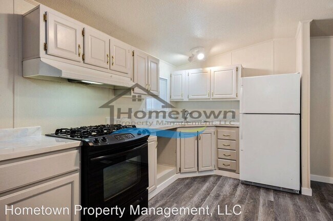 Building Photo - 3 br, 2 bath House - 8764 W Meadow Brook Cir