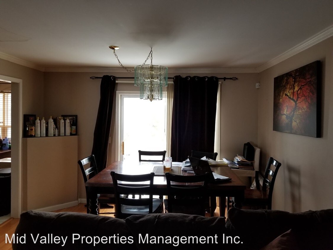 Foto principal - 3 br, 2.5 bath House - 188 Sara Lane