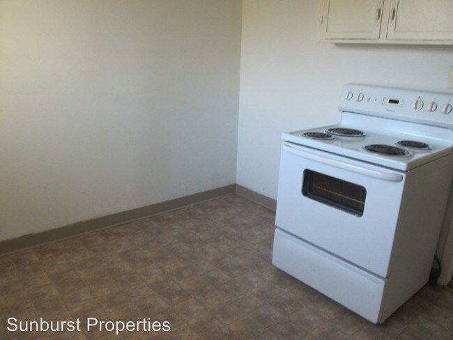 Building Photo - 6701 Hogan Dr