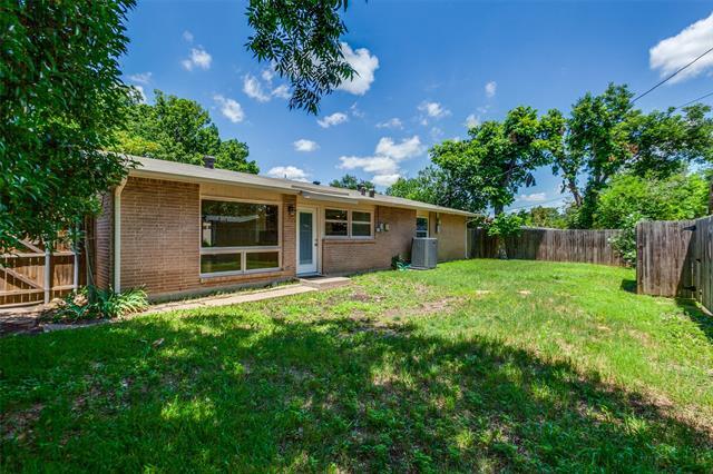 Building Photo - 817 Sherbrook Dr