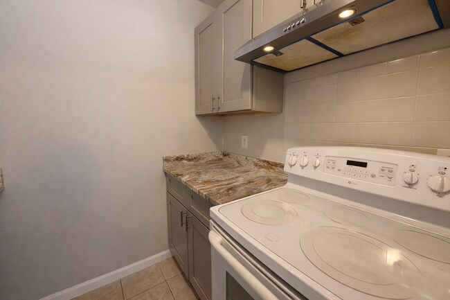 Foto del edificio - 2068 Franklin St