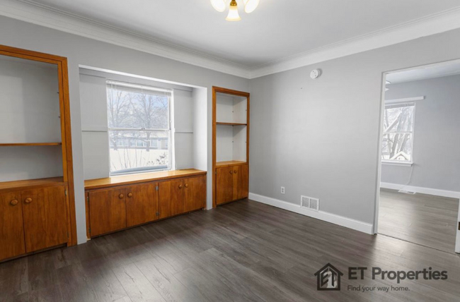 Foto del edificio - 849 Spencer St NE