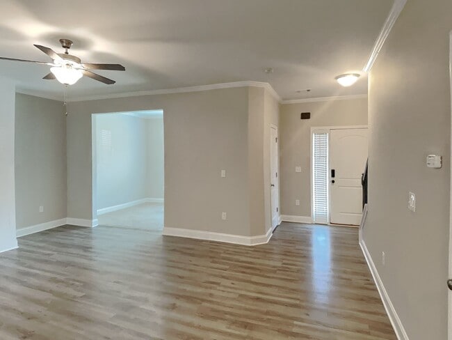 Building Photo - 7734 Fawn Cir