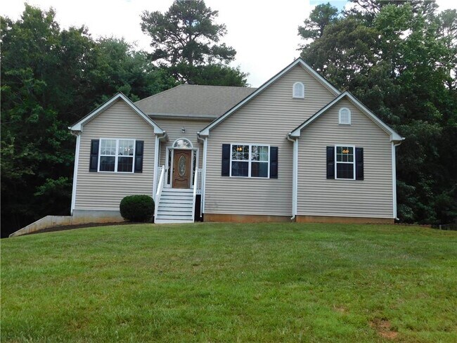 Building Photo - 576 Greenwood Park Way