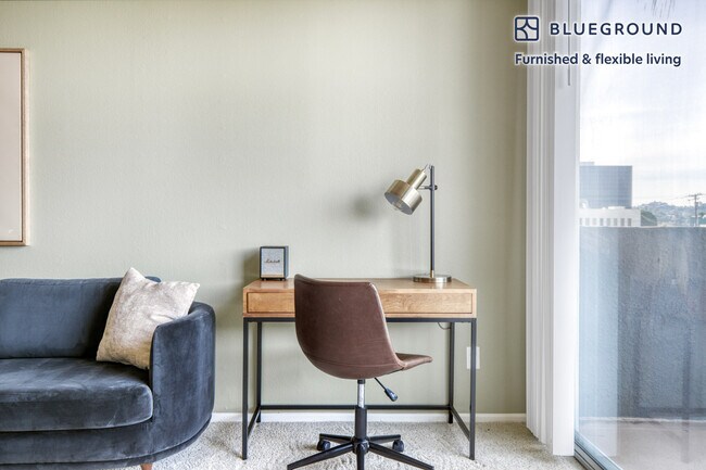 Foto del edificio - 230 N Kenwood St