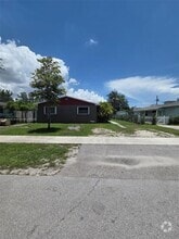 Building Photo - 6185 SW 43rd St