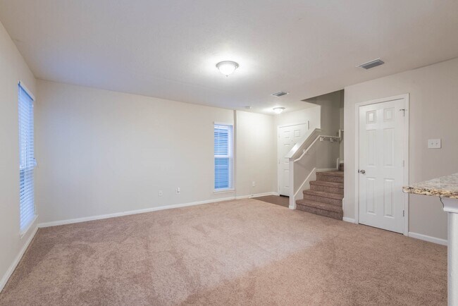 Foto del edificio - 2607 Kiplands Way Dr