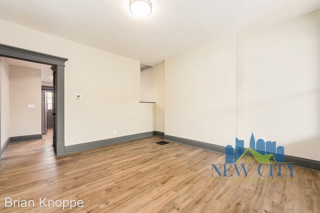 Foto del edificio - 382-384 Chittenden Ave