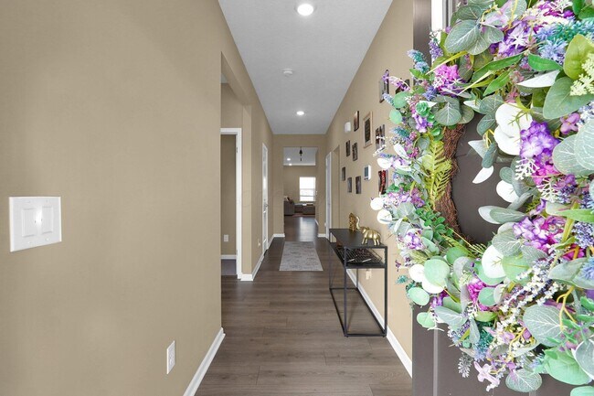 Foto del edificio - 272 Mannaseh Dr W