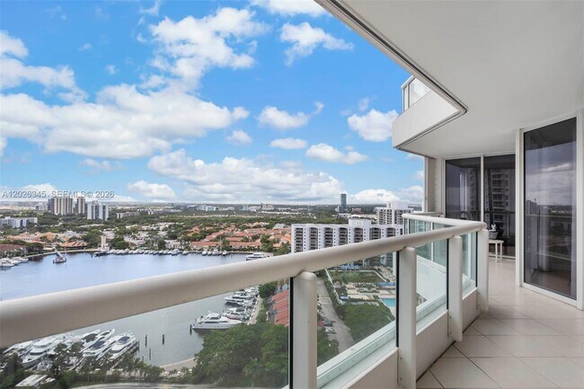 Building Photo - 21205 Yacht Club Dr