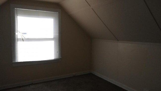 Foto del edificio - 4502 Ralston Ave