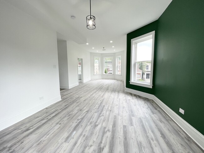 Building Photo - 5630 S Throop St