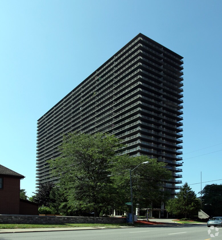 Jeffersonian Apartments Rentals Detroit, MI