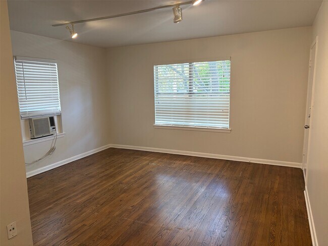 Foto del edificio - 2414 Richton St