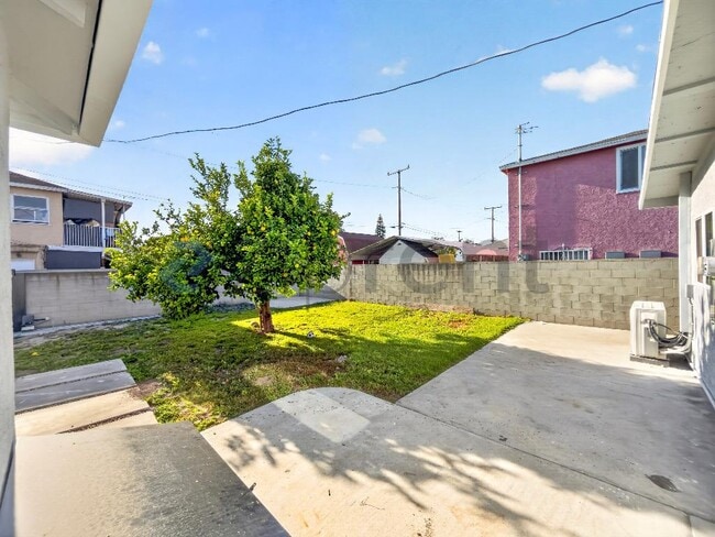 Foto del edificio - 3233 Easy Ave