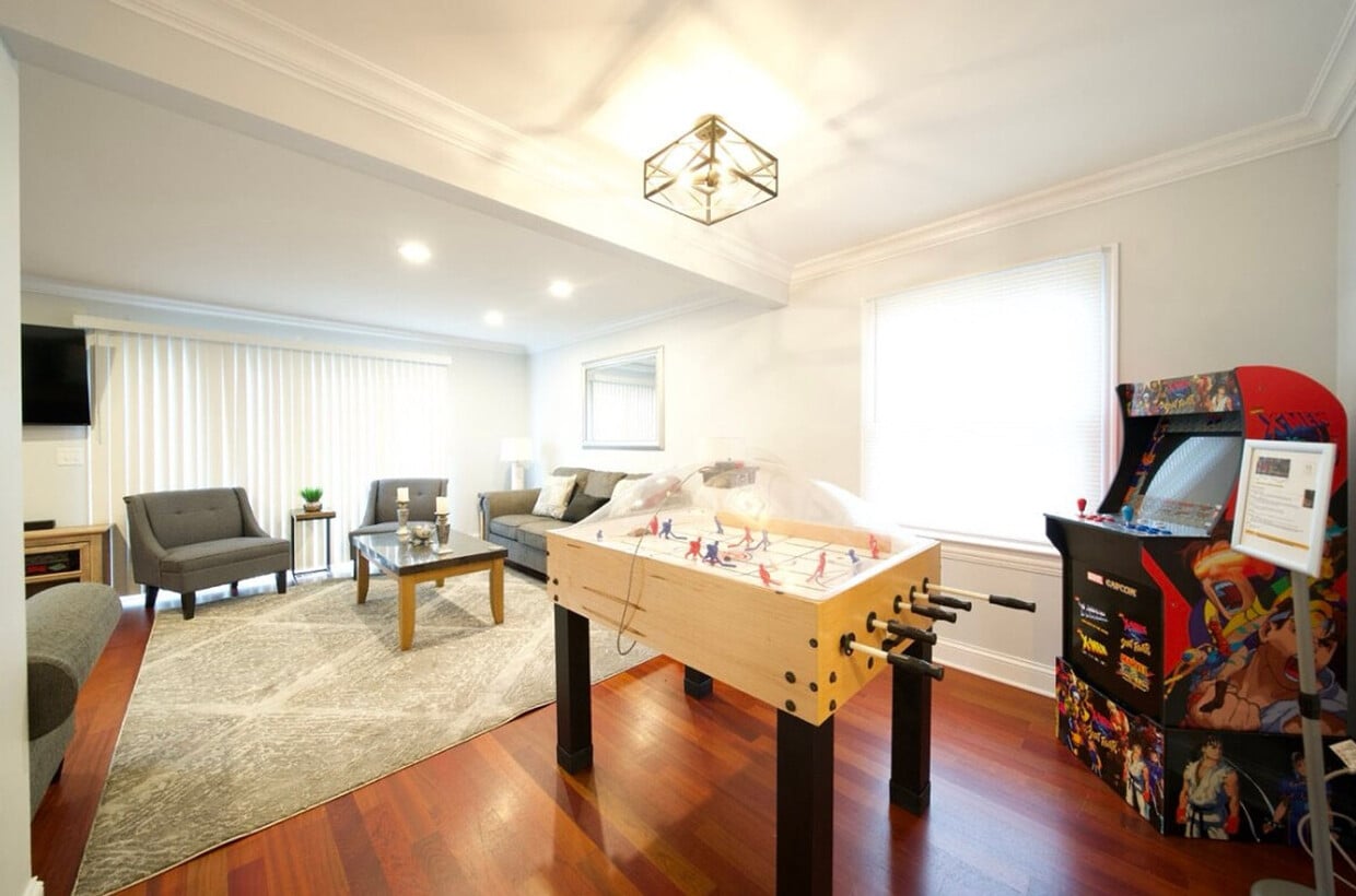 Foto principal - 916-920-920 Dean St