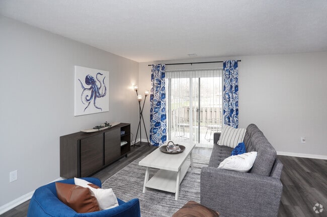 2BR, 2BA - 975SF - Meridian Court