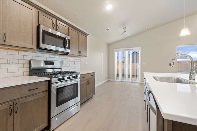 Foto del edificio - SINGLE LEVEL LIVING: 4 Bedroom, 2 Bath Nampa Home w/Upstairs Bonus Room
