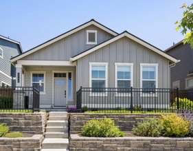 Building Photo - 3756 Cole Rd