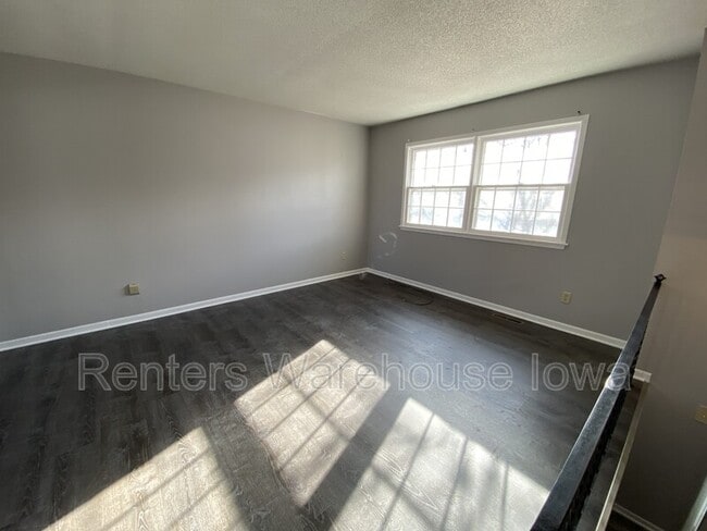 Foto del edificio - 3408 Easton Blvd